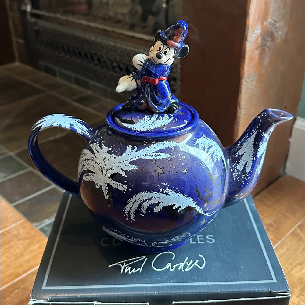 Disney Paul Cardew Sorcerer's Apprentice Teapot Perfect condition- Rare.